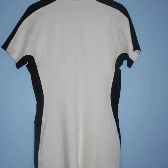 Bad Birdie Caddy Romper with Zip Front and Pockets Size Medium NWT - Picture 11 of 16